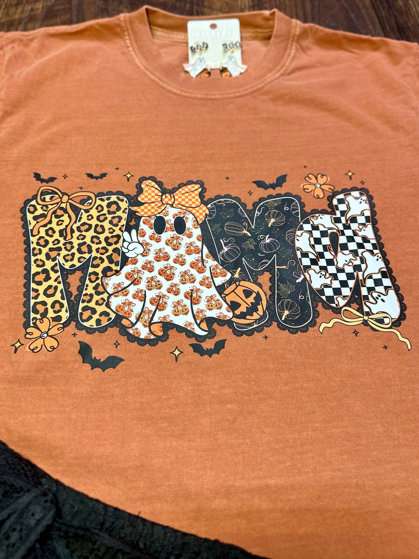 Comfort Colors Halloween MAMA T-Shirt