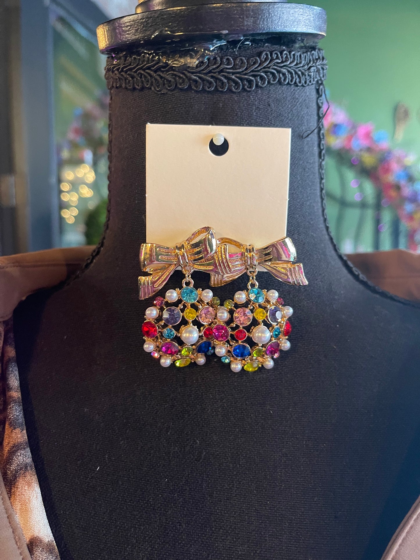 Pearl & Jewel Studded Bow Drop earrings