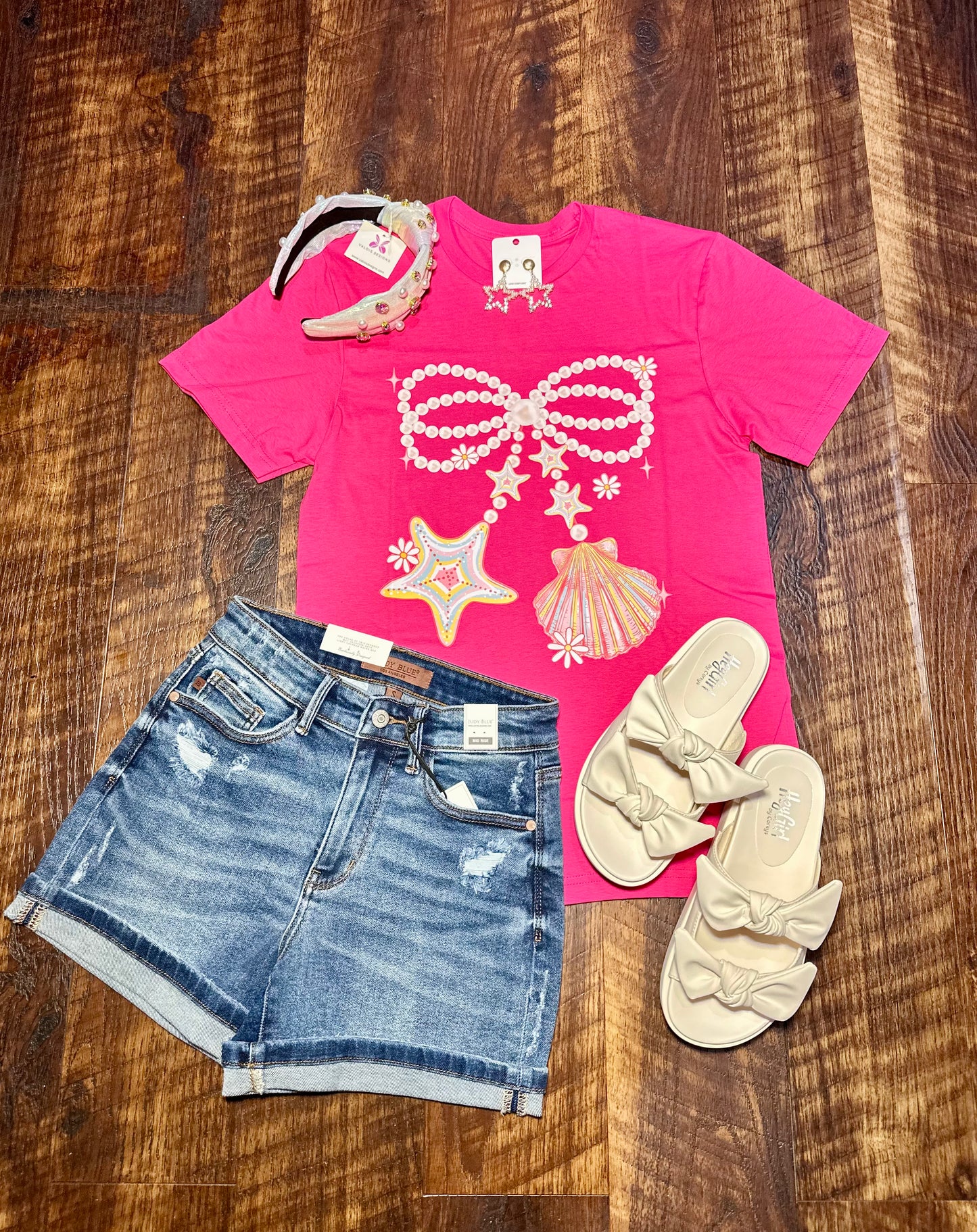 Coquette Sea Life Pearl Bow T-shirt