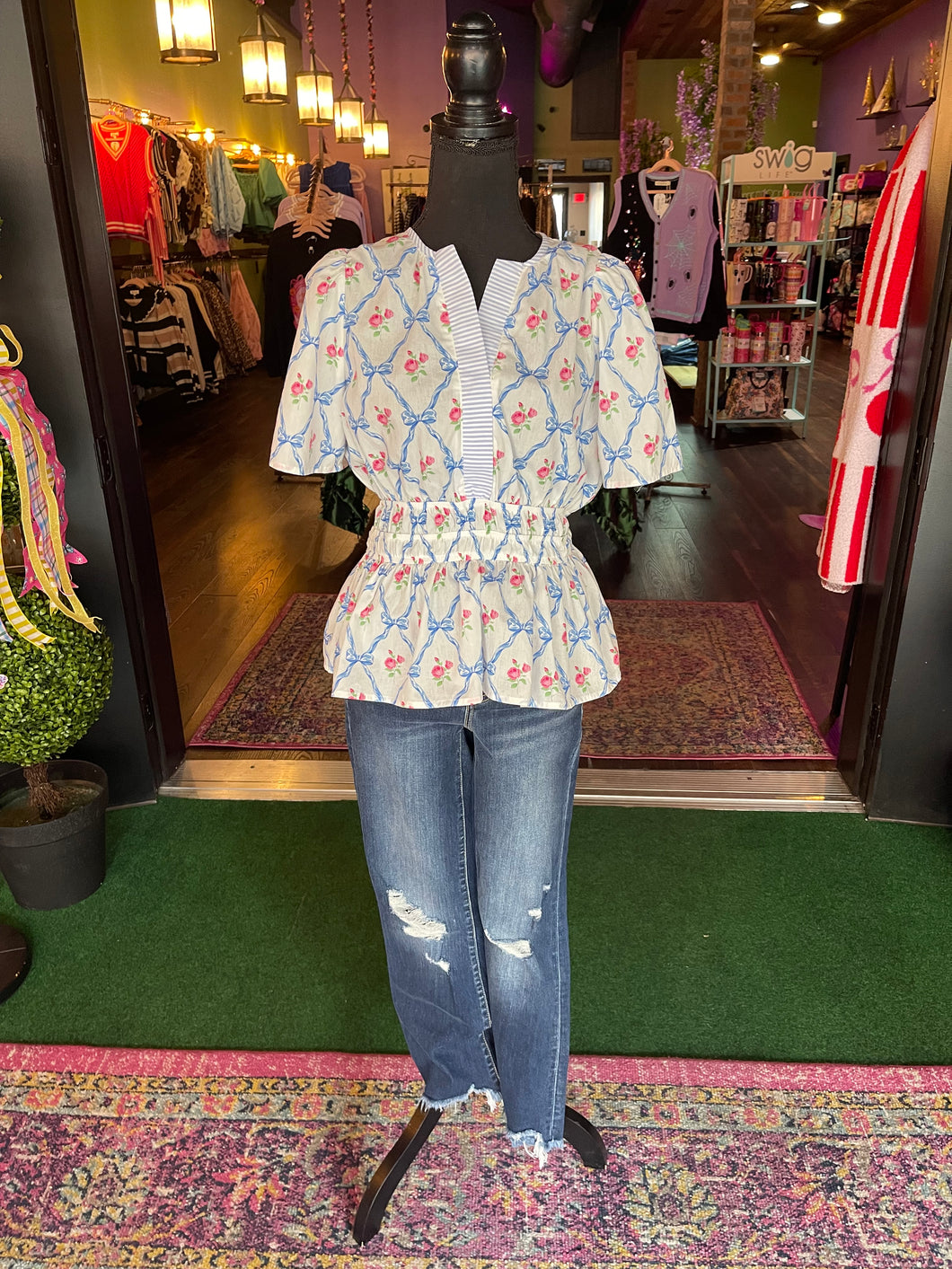 Short Sleeve Woven Floral & Bow Print Blouse