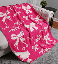 Load image into Gallery viewer, Comfy Luxe Fuchsia Bow Blanket
