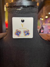Load image into Gallery viewer, Royal Blue Stone Clover Earrings
