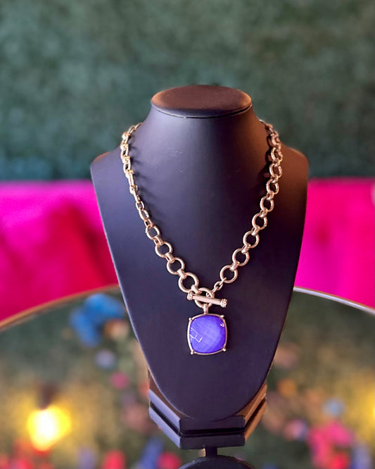 Light Purple Cut Stone Pendant Necklace