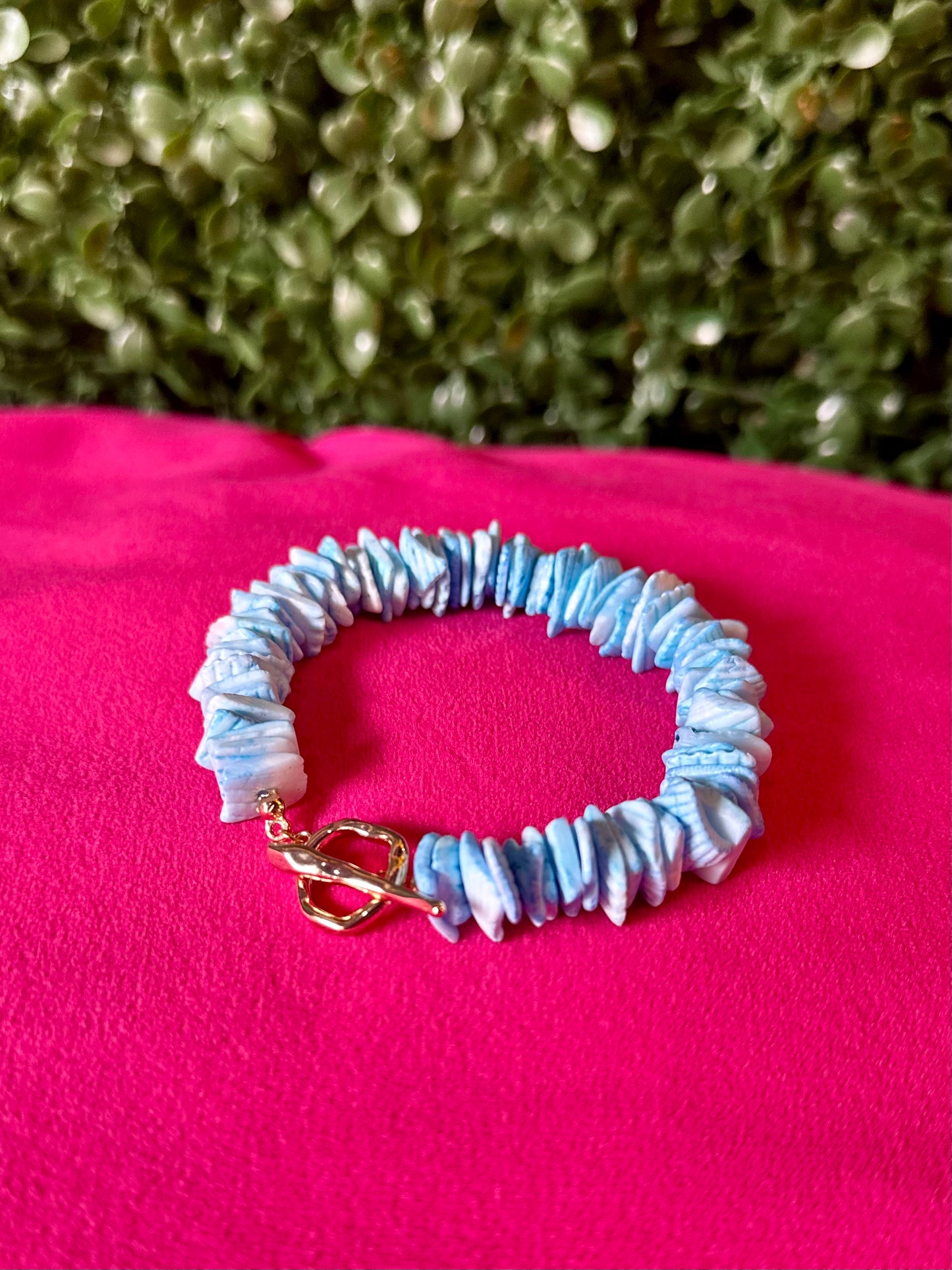 Aqua Blue Shell Beaded Bracelet