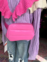 Load image into Gallery viewer, Fuchsia Puffer belt bag
