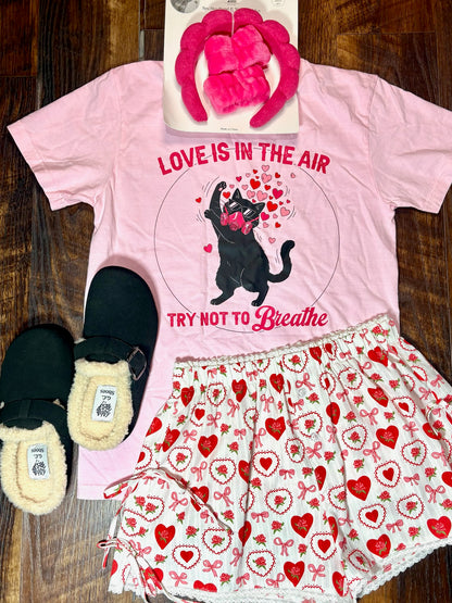 Comfort Colors Love Is In The Air.. T-Shirt