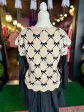 Load image into Gallery viewer, Khaki Bow Patterned Sweater
