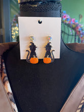 Load image into Gallery viewer, Halloween Black Cat &amp; Pumpkin Earings
