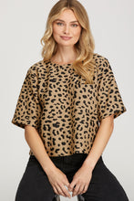 Load image into Gallery viewer, Leopard Half Sleeve Textured Knit Top
