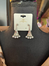 Load image into Gallery viewer, Rhinestone &amp; Pearl Dangles
