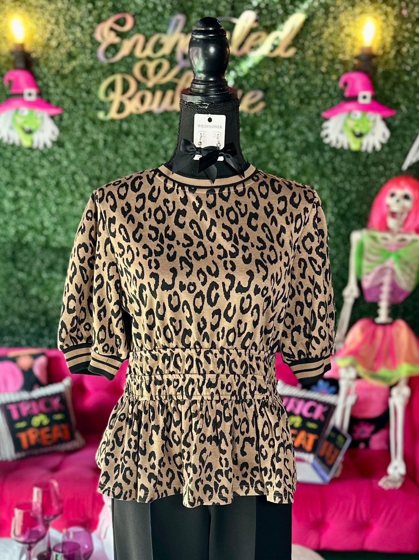 Puff Sleeve Leopard Print Peplum Top