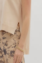 Load image into Gallery viewer, Oatmeal hi-lo Sleeveless Sweater
