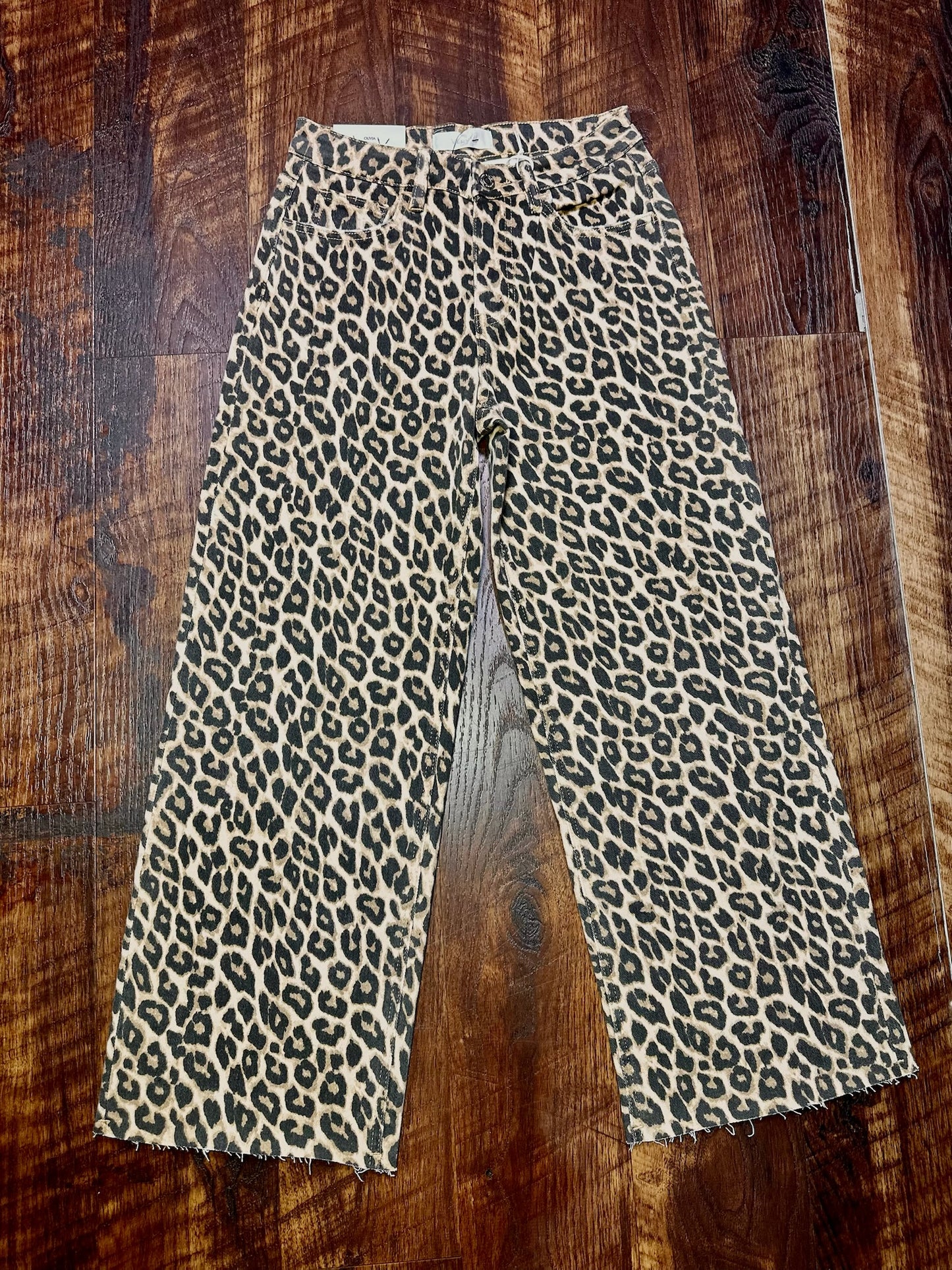 Vervet High Rise Leopard Print Cropped Wide Leg Jeans