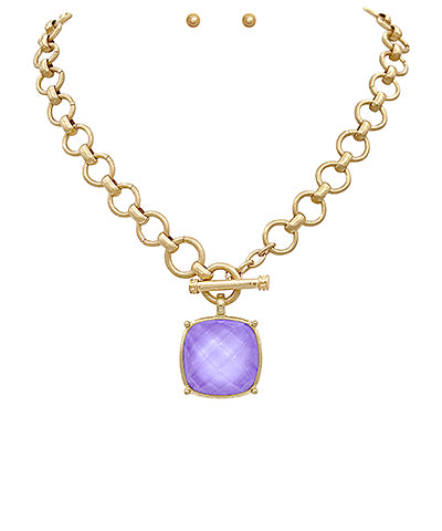 Light Purple Cut Stone Pendant Necklace