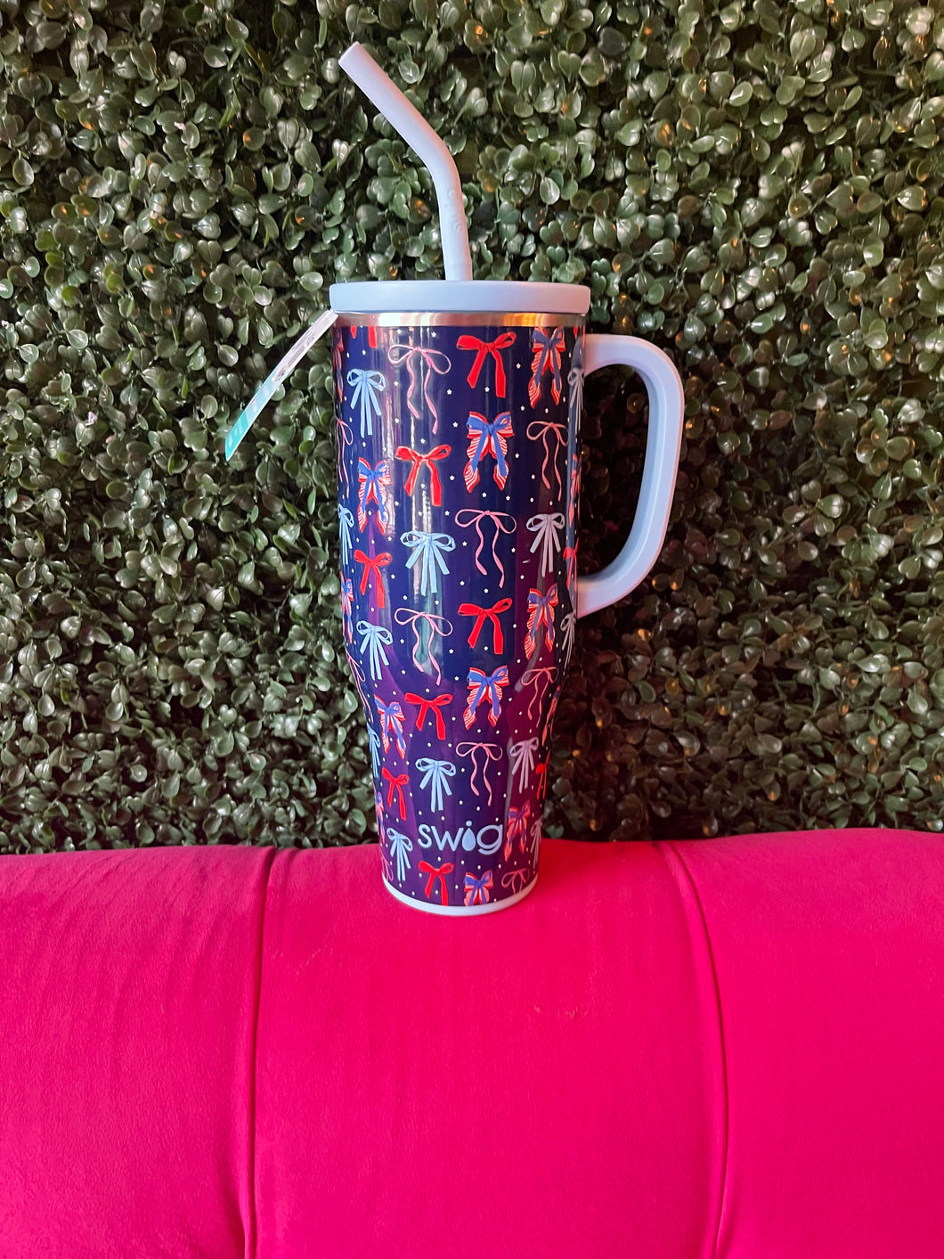 SWIG Miss Independence 40oz Mega Mug