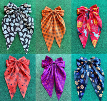 Load image into Gallery viewer, Halloween Barrettes
