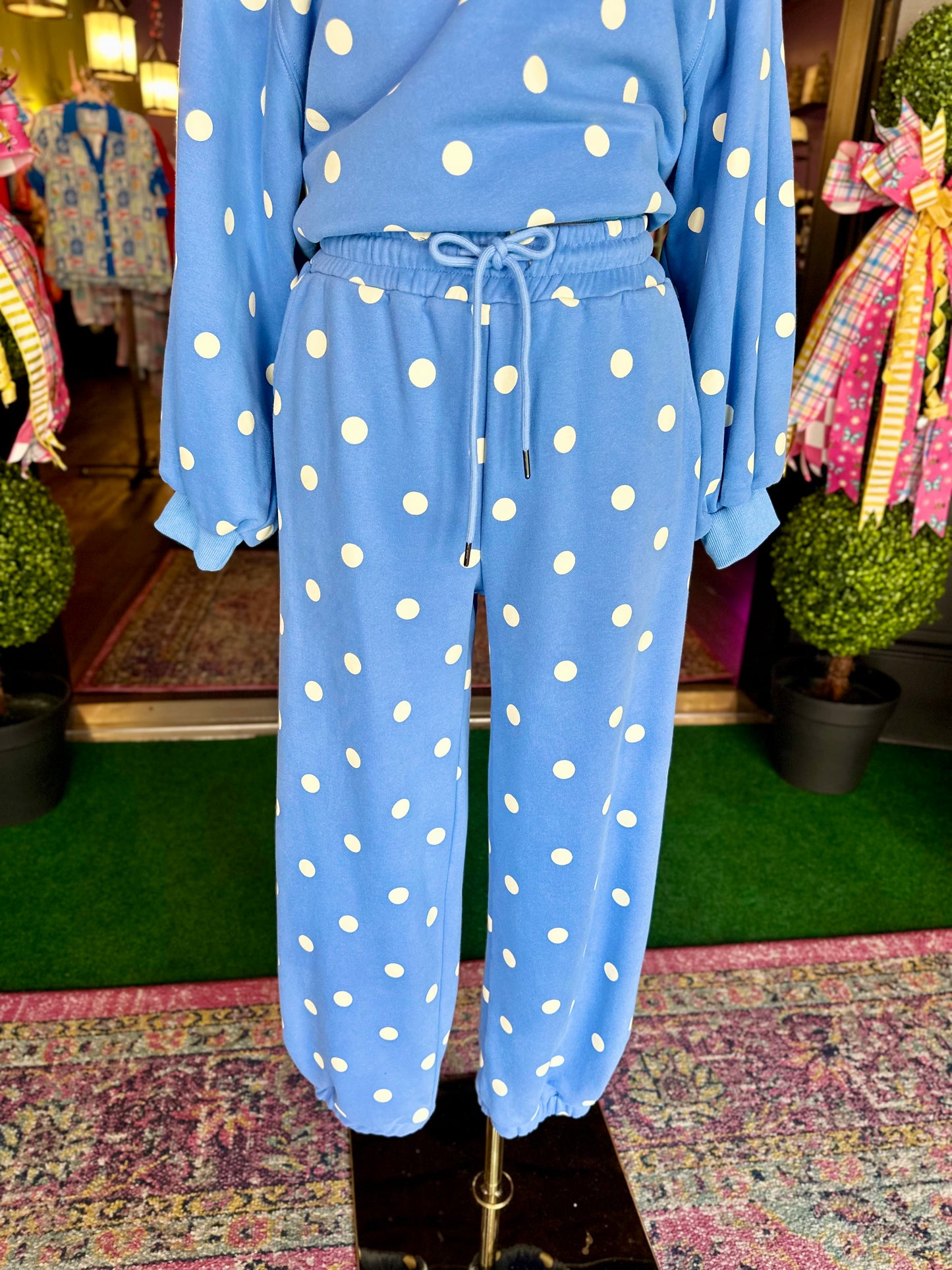 Blue Cozy Confidence Set