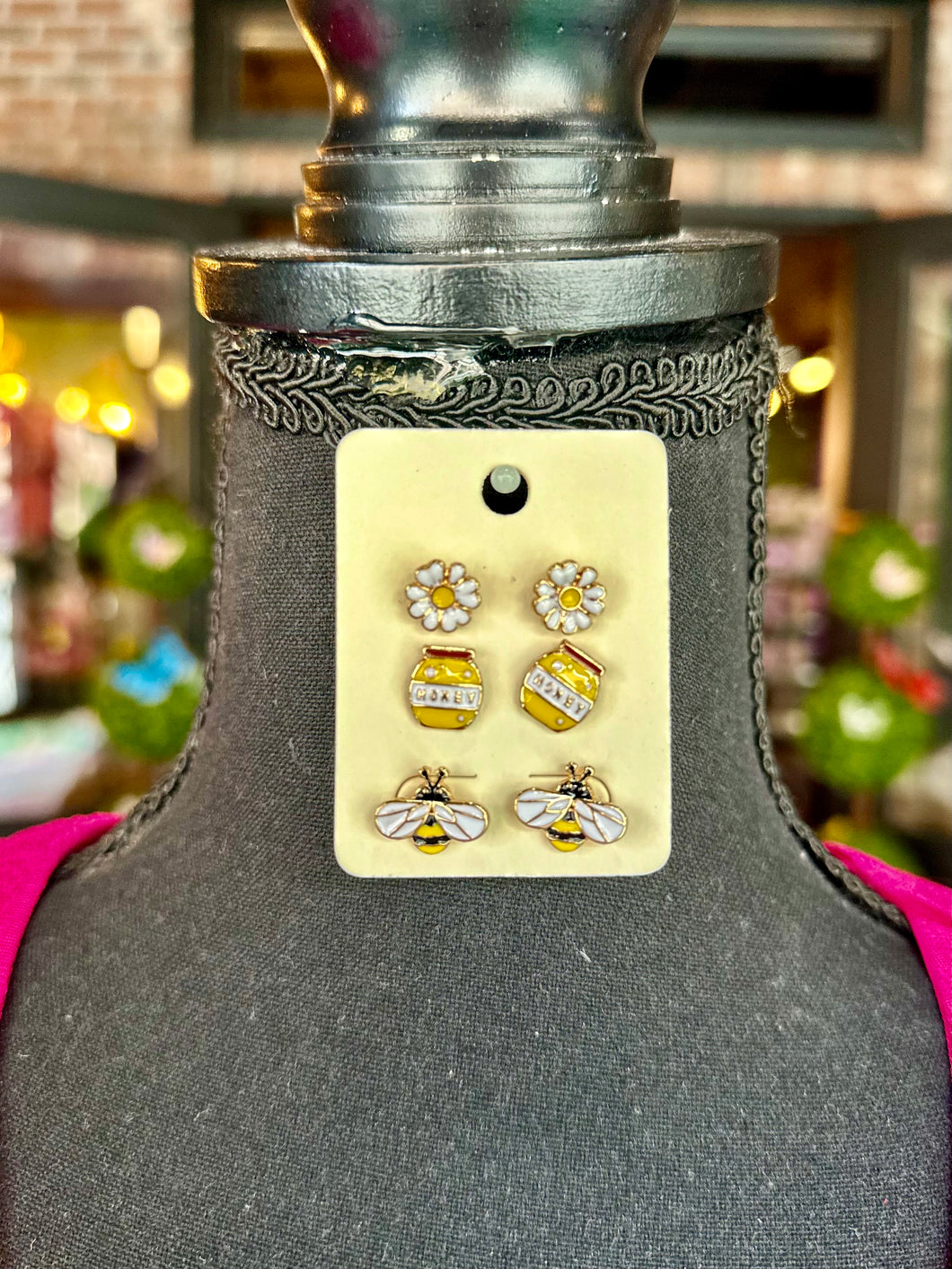 Honey bee stud set