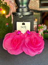 Load image into Gallery viewer, Fuchsia Mesh Flower Earrings
