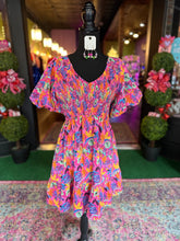 Load image into Gallery viewer, Pink Tropical Print Dress
