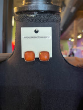 Load image into Gallery viewer, Fall Stone Square Studs
