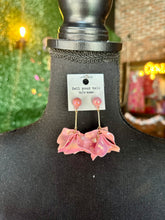 Load image into Gallery viewer, Pink Flower &amp; Bar Drop Earrings
