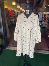 Load image into Gallery viewer, Oatmeal Corduroy Bow Print Babydoll Dress

