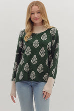Load image into Gallery viewer, Hunter Green Botanical Print Sweater
