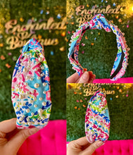 Load image into Gallery viewer, Floral Pearl Headbands
