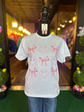 Load image into Gallery viewer, Bows &amp; Smiles Tee
