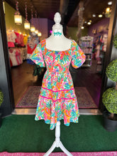 Load image into Gallery viewer, Tropical Print Tiered Dress
