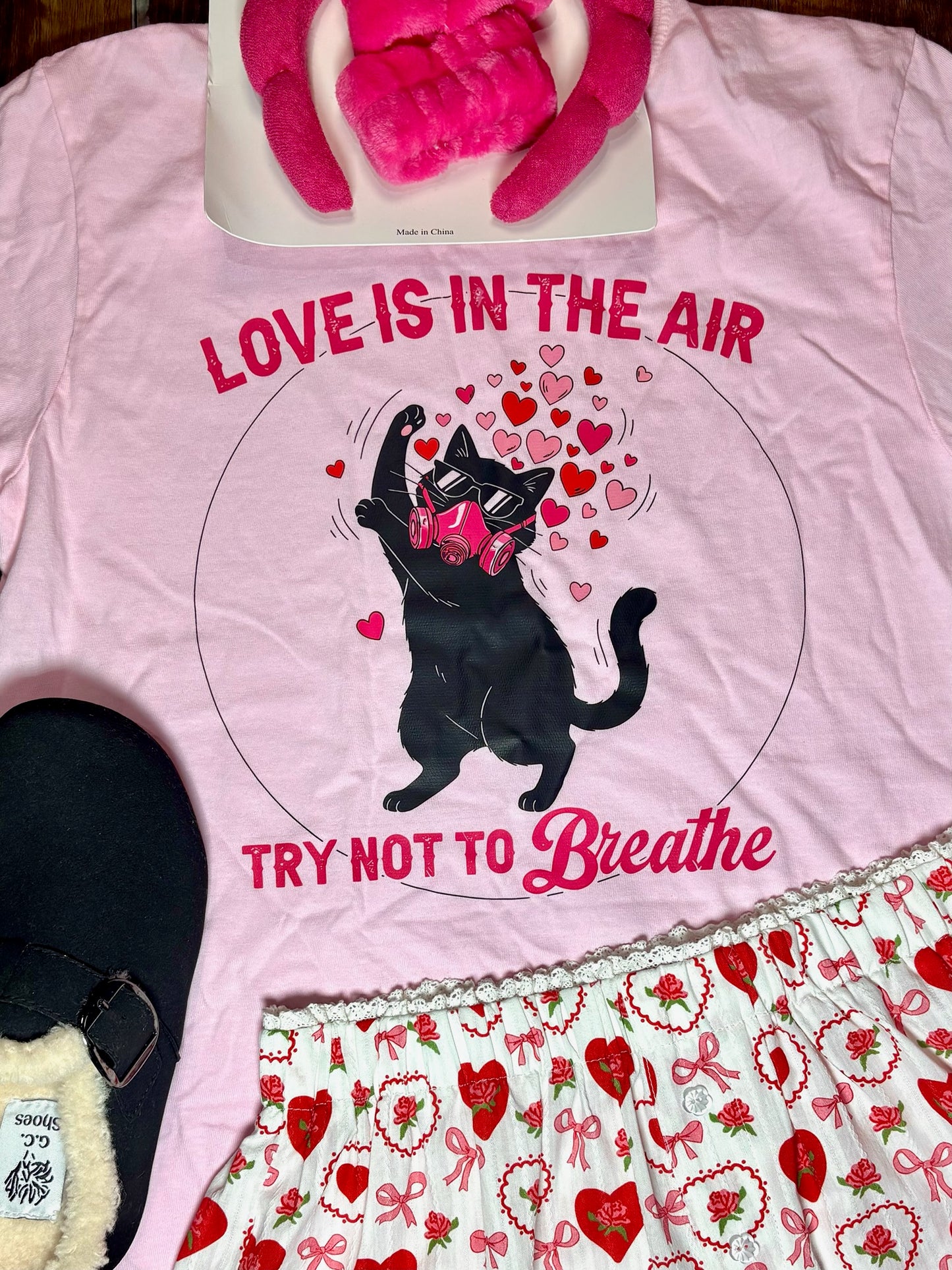 Comfort Colors Love Is In The Air.. T-Shirt
