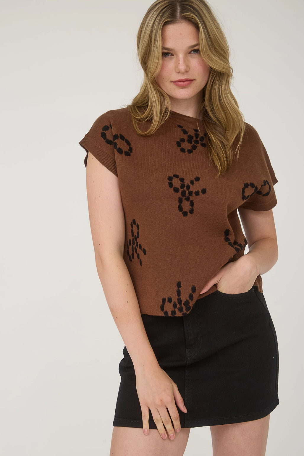 Brown & Black Bow Patterned Sweater