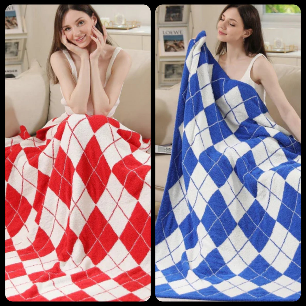 ComfyLuxe GameDay Argyle Pattern Throw Blankets