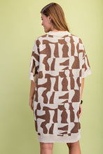 Load image into Gallery viewer, Short Sleeve Geometric Print Sweater Dress

