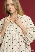 Load image into Gallery viewer, Oatmeal Corduroy Bow Print Babydoll Dress
